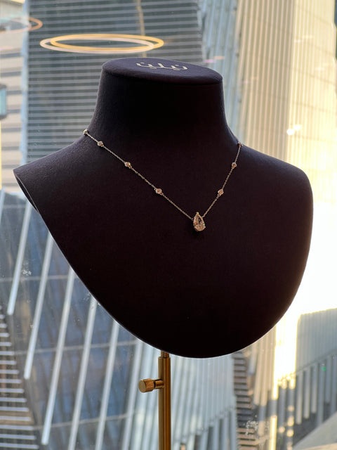 قلادة سولتير مختبري (3.12ct-VS1-G)